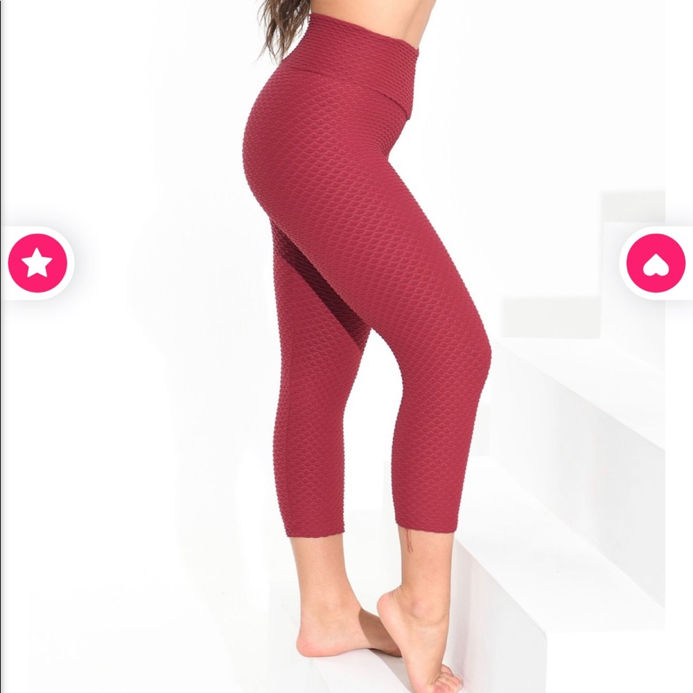 BBB Cropped Croco Skin Crimson Red